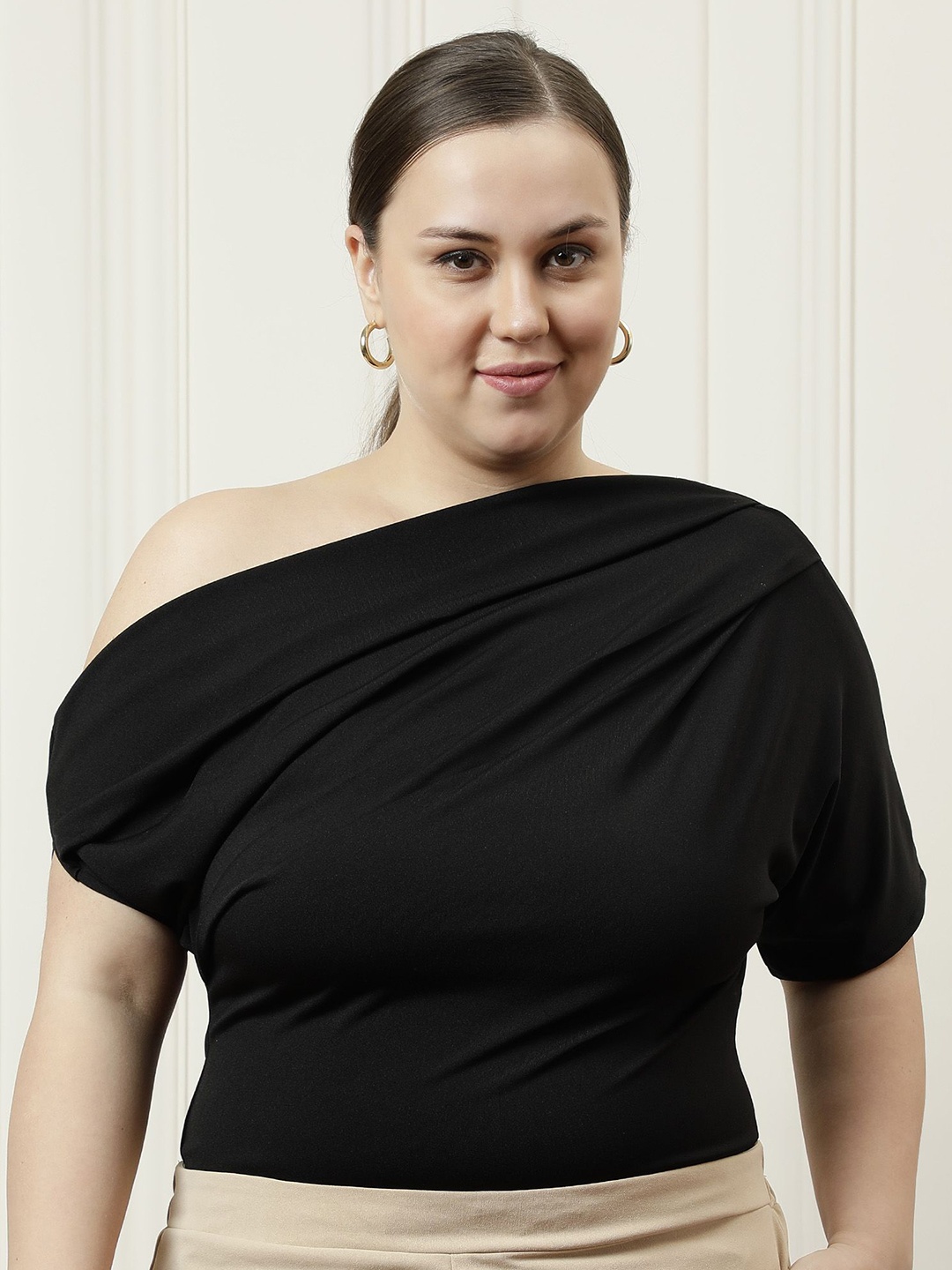 

Athena Ample Off-Shoulder Extended Sleeves Top, Black