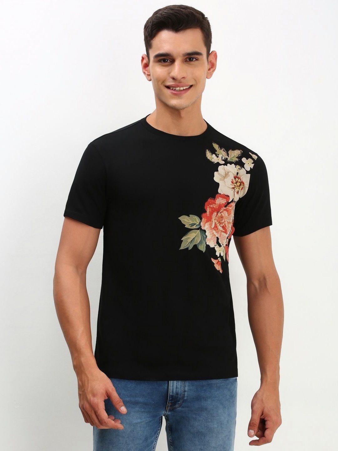 

Allen Solly Men Floral Printed Round Neck Cotton Slim Fit T-shirt, Black