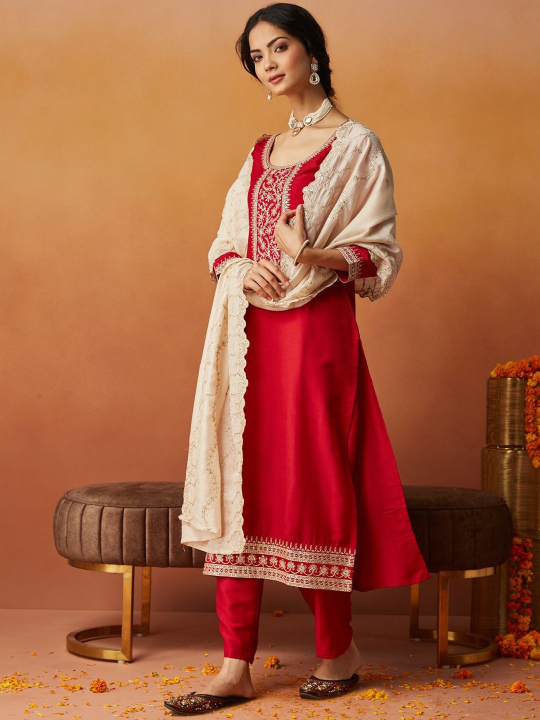

J Turritopsis Floral Embroidered Sequinned A-Line Kurta With Trousers & Dupatta, Red