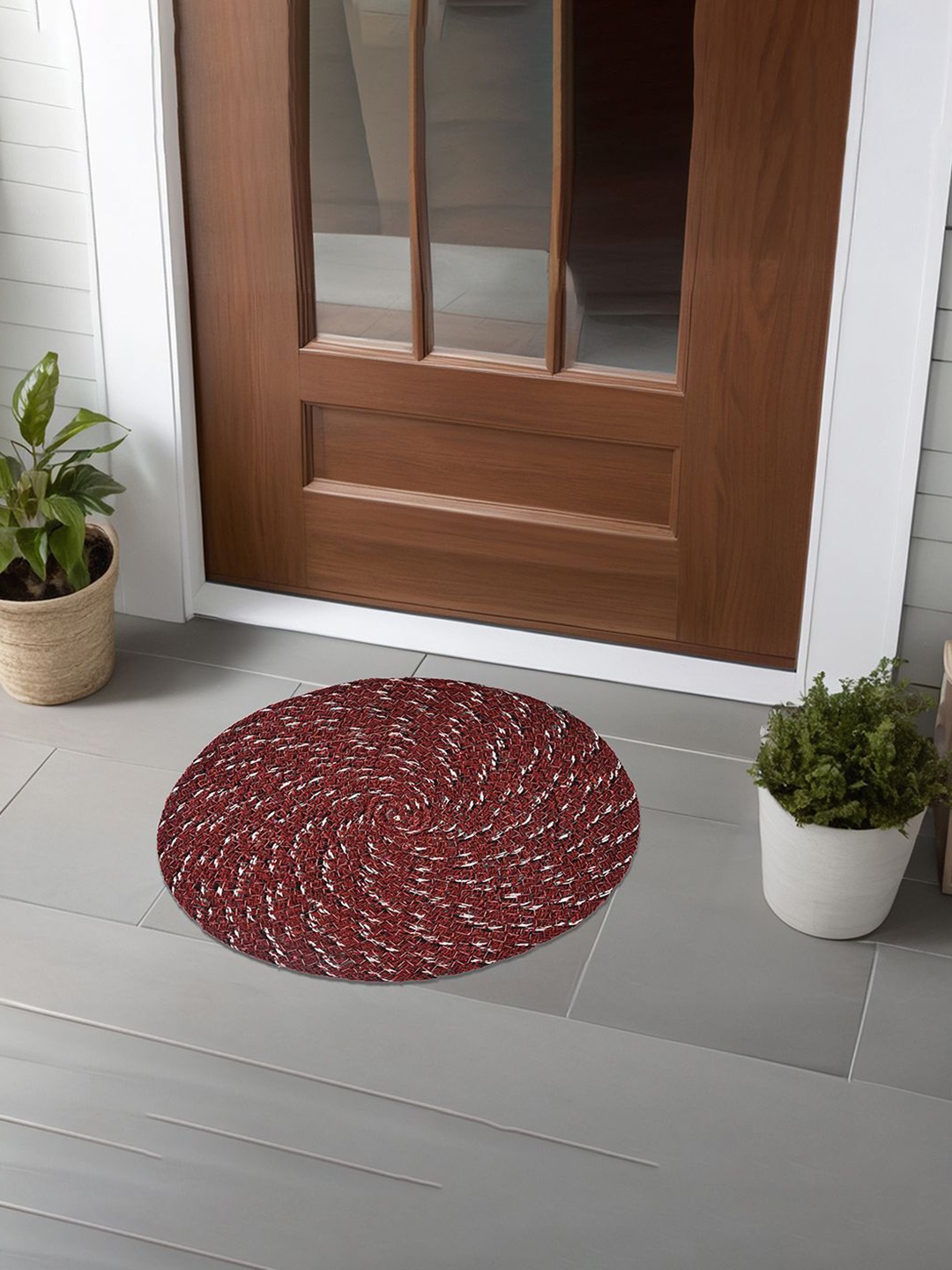 

Kuber Industries Black & Maroon 4 Pieces Cotton AntiSlip Textured Doormats