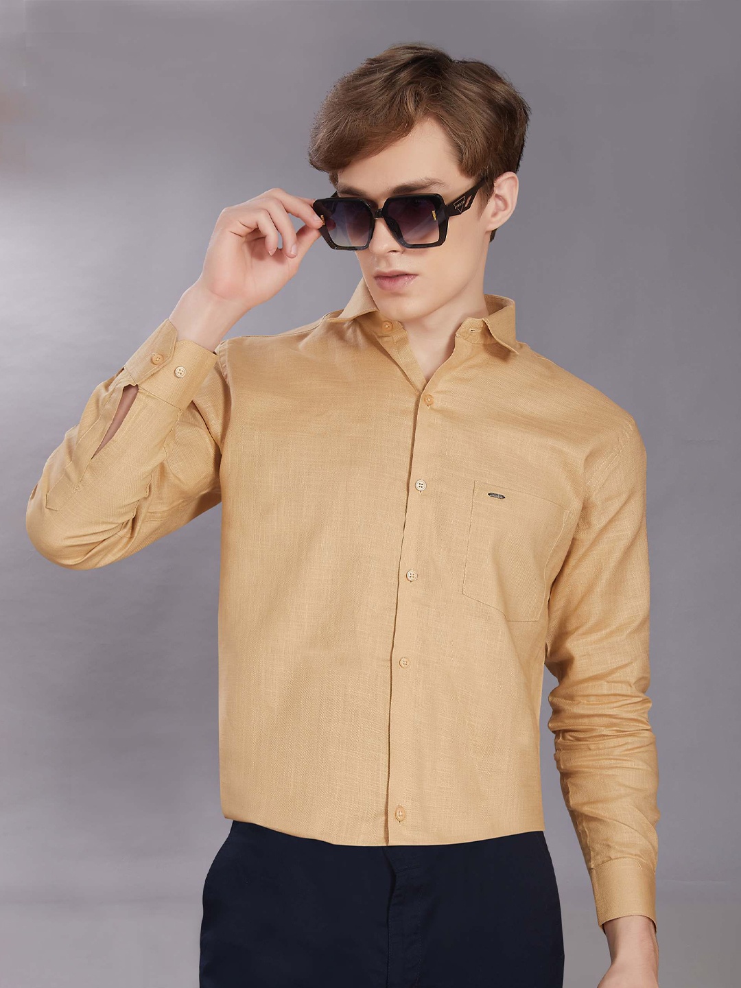 

DIVISIVE Men Club Slim Fit Opaque Casual Shirt, Beige