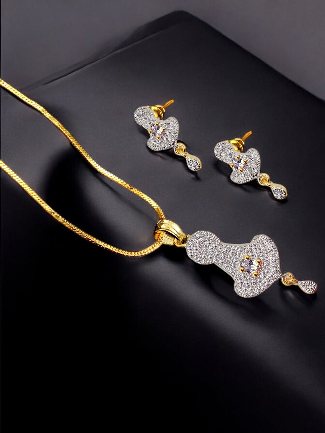 

LUCKY JEWELLERY 18K Gold-Plated AD Stone-Studded Jewellery Set