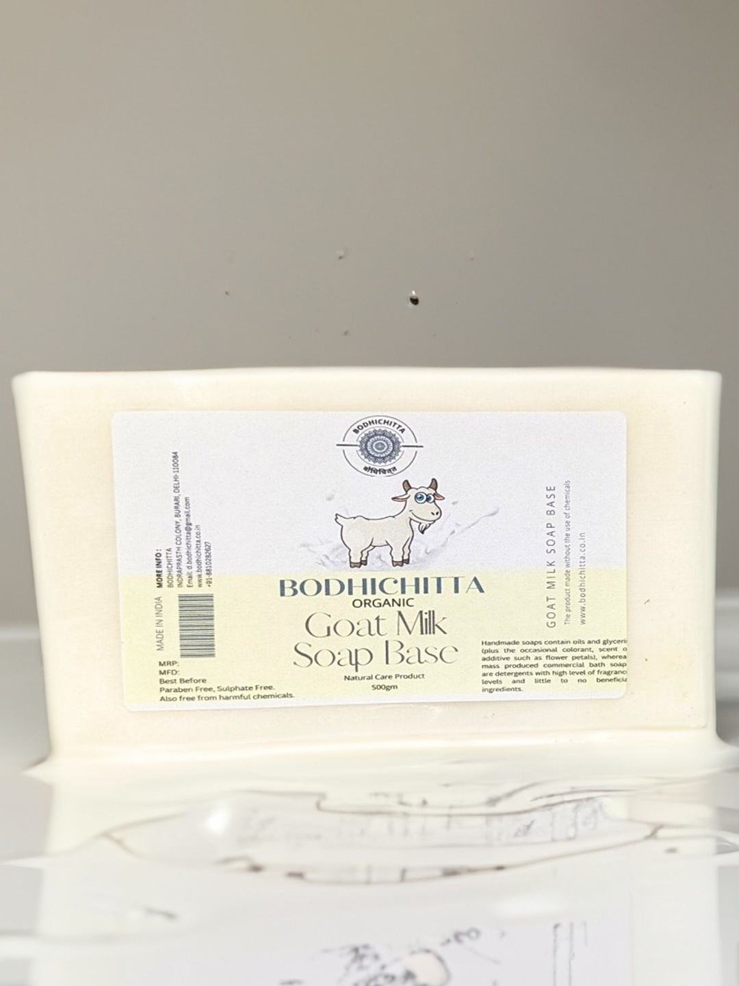 

Bodhichitta Goat Milk Melt Soap Base-500g, White