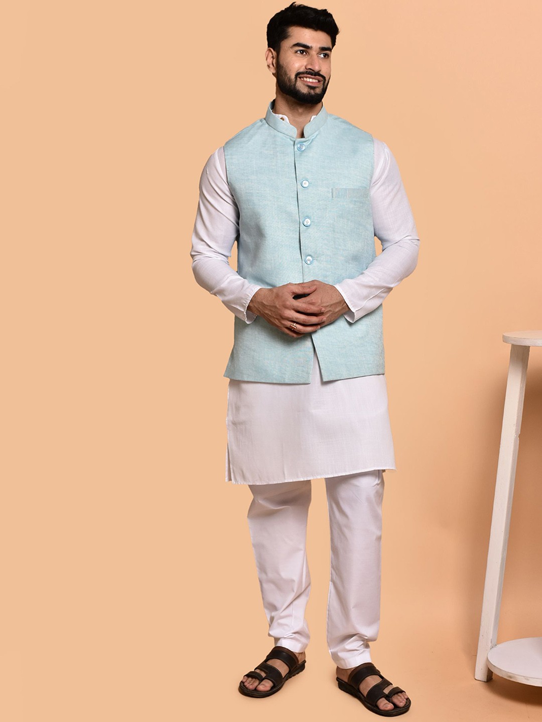 

PRINTCULTR Men Regular Pure Cotton Kurta with Trousers, White