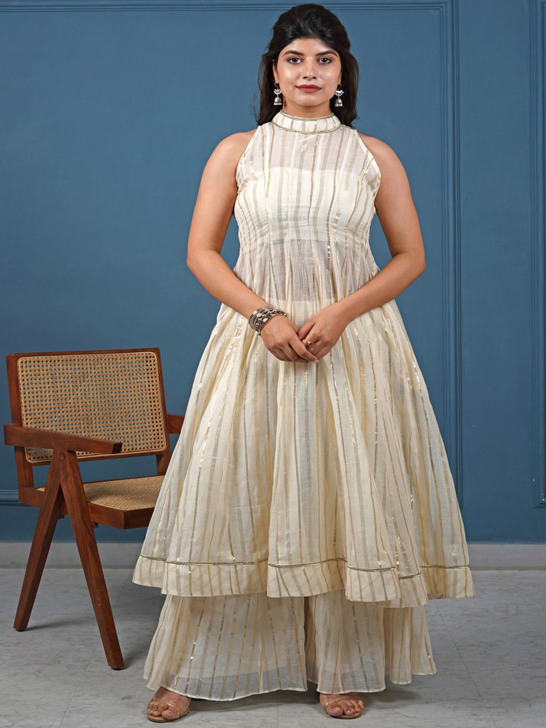

IMRIE India Striped Halter Neck A-Line Kurta With Palazzos, Off white