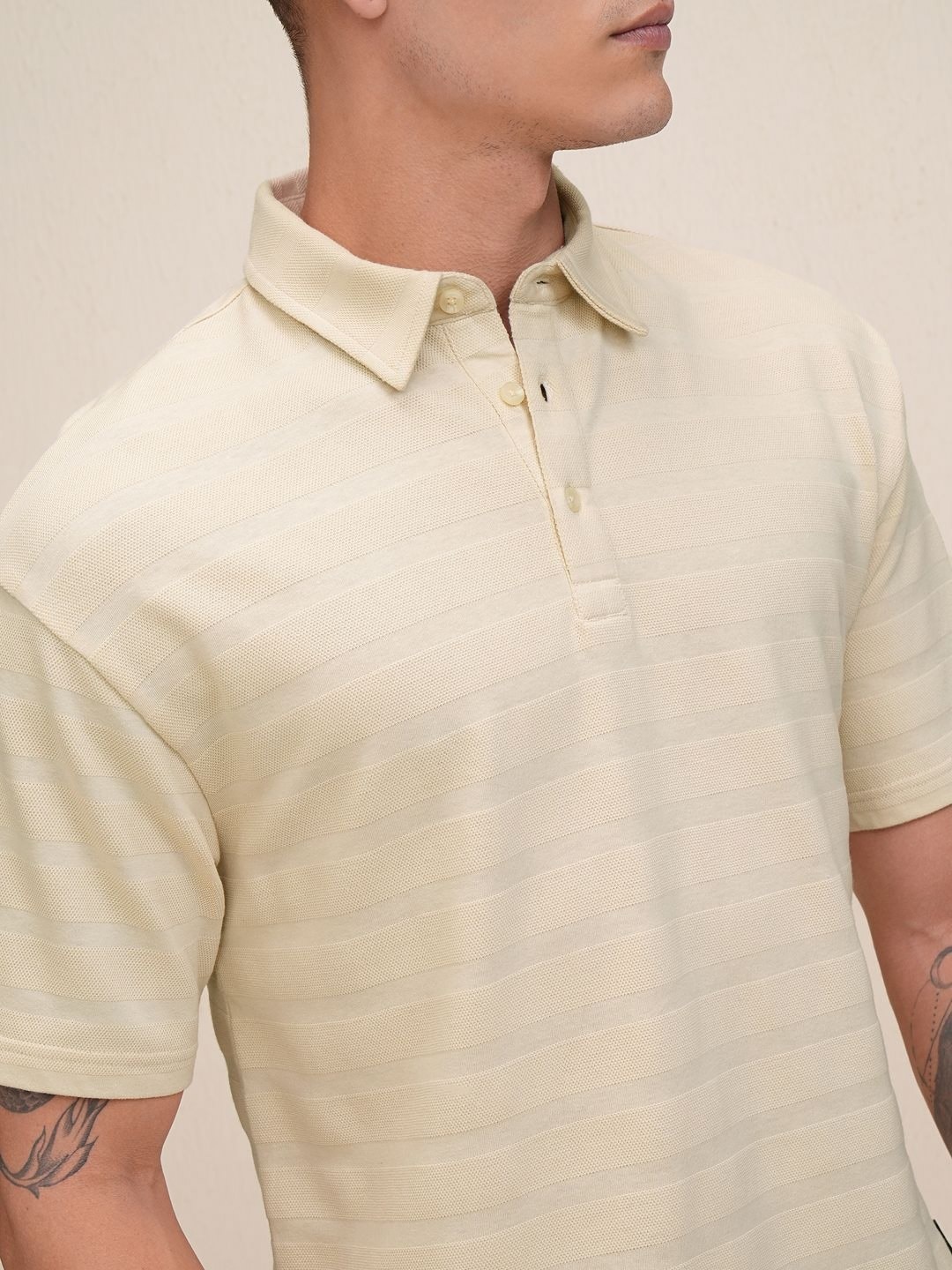 

HIGHLANDER Men Polo Collar T-shirt, Cream