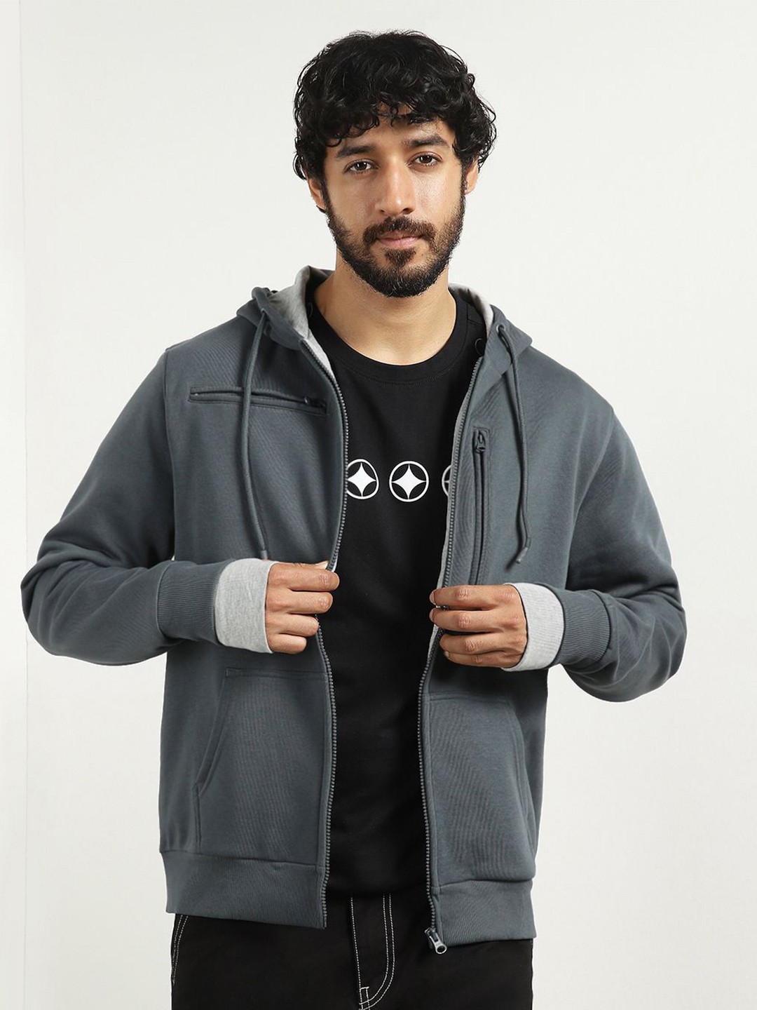 

NOBERO Men Hoodie, Charcoal