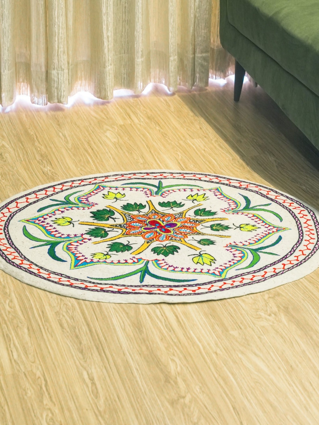 

Swadeh White & Green Ethnic Motifs Woollen Floor Mat