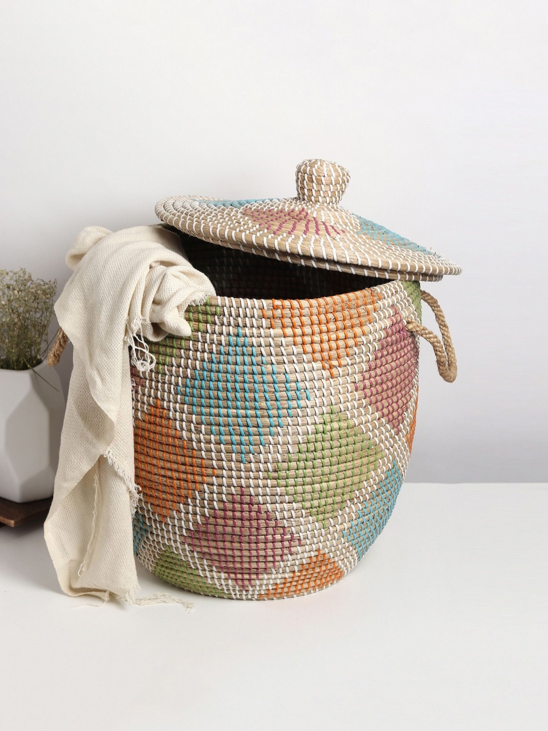 

HABERE INDIA Blue & Orange Printed Laundry Bag