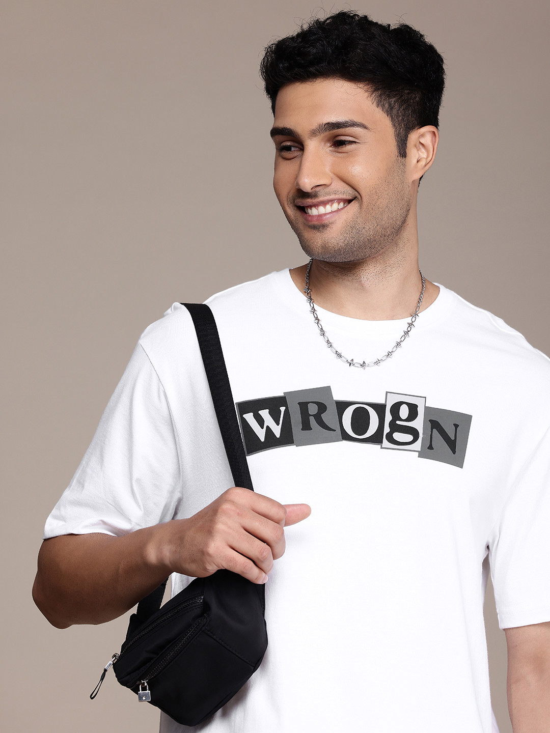 

WROGN Brand Logo Printed Drop-Shoulder Sleeves Pure Cotton Oversized T-shirt, White