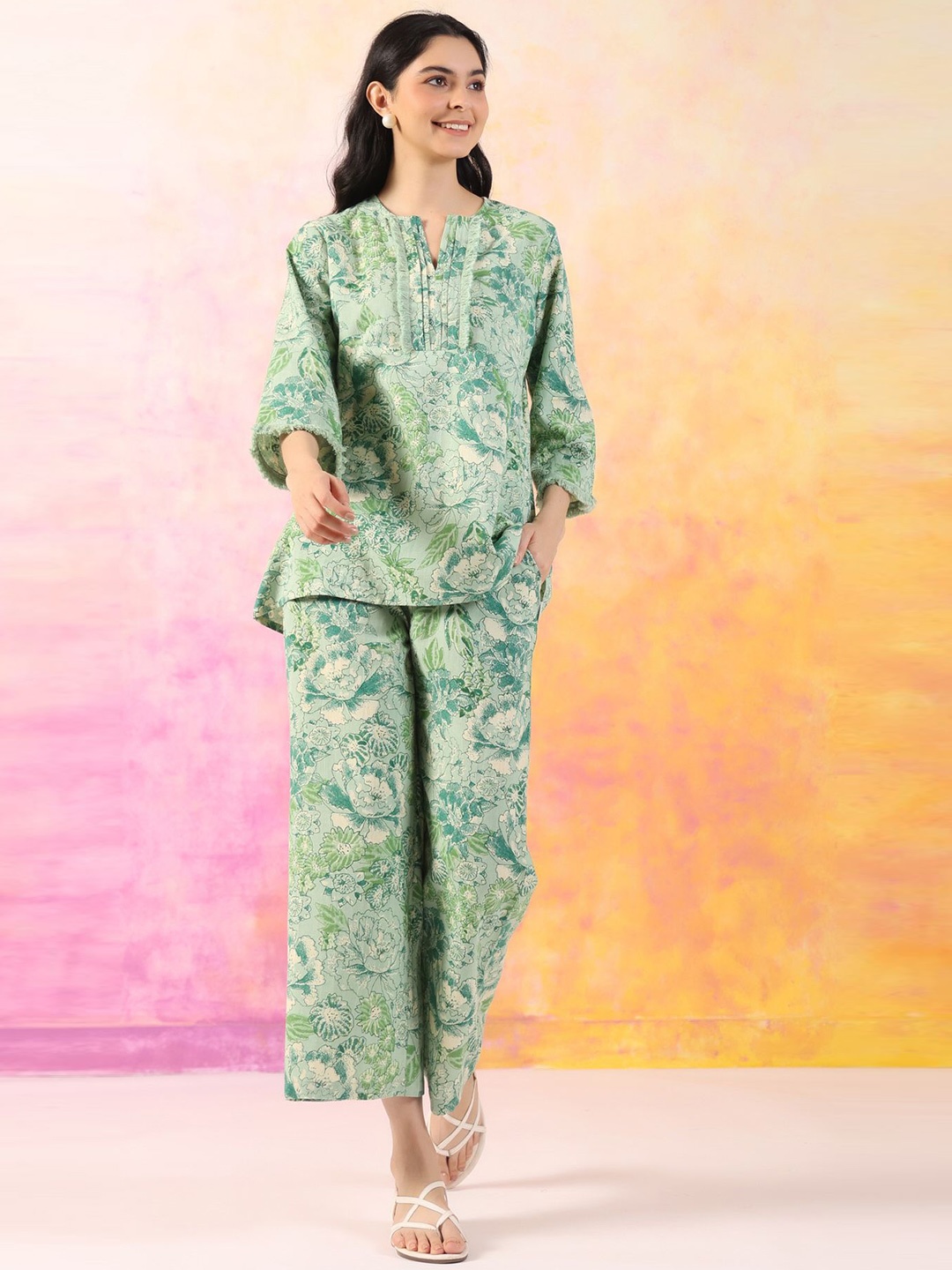 

JISORA Green Floral Printed V-Neck Pure Cotton Top With Trousers