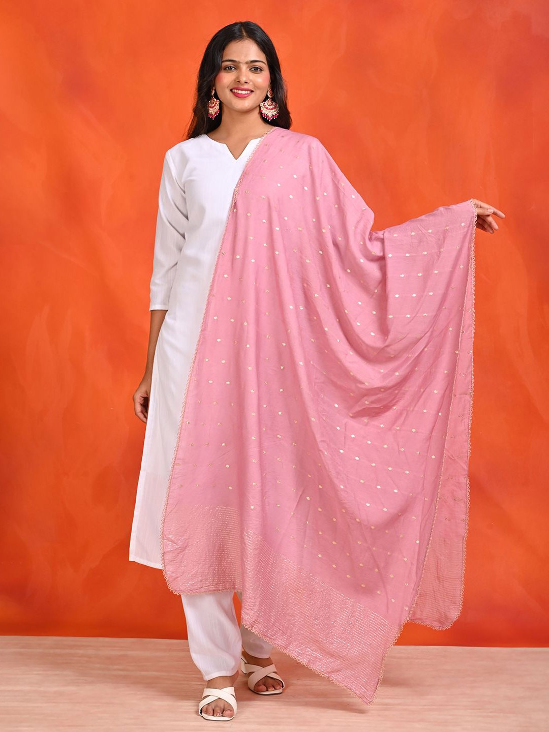 

HELLA FASHIONS Woven Design Dupatta with Zari, Pink