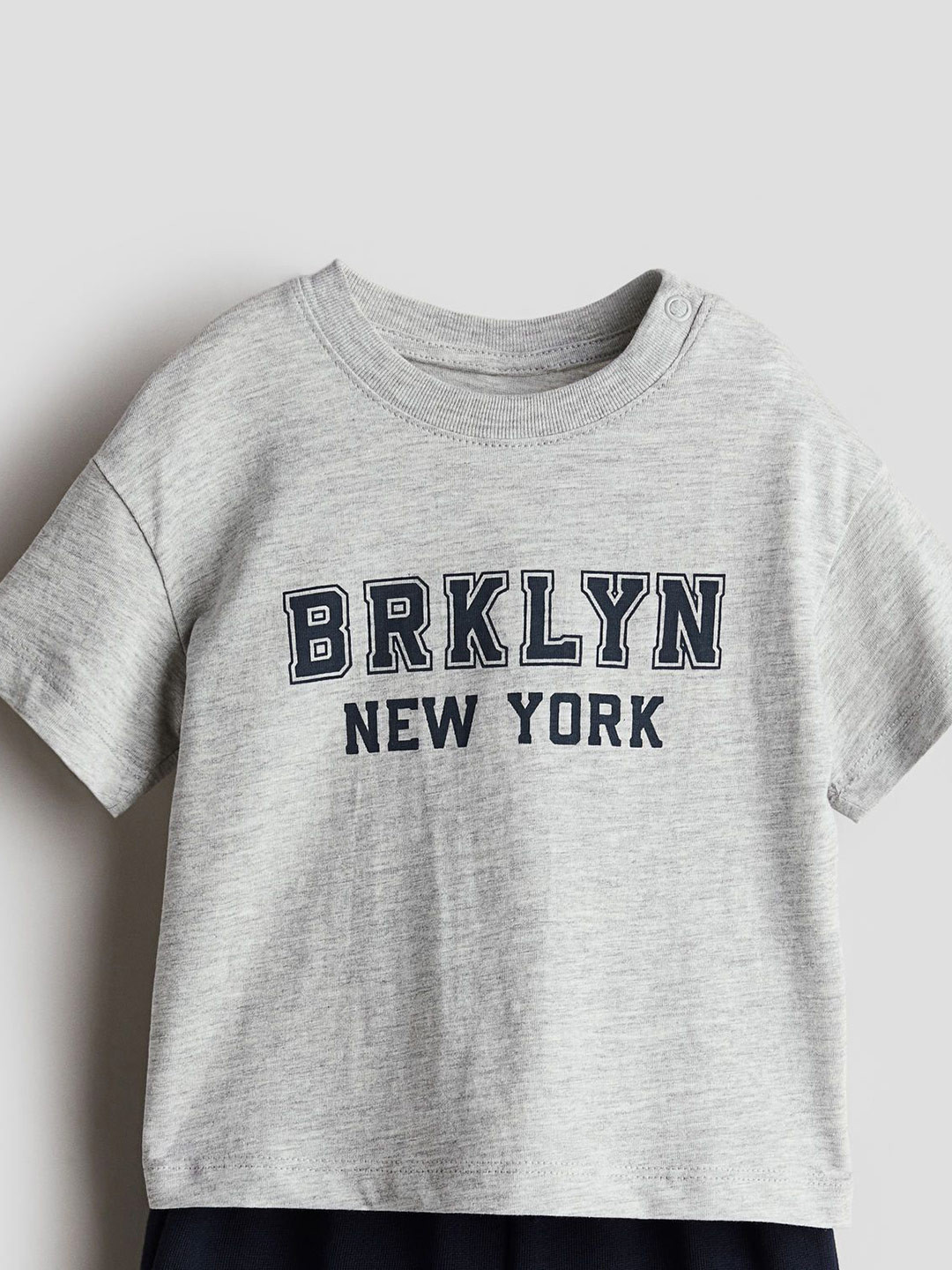 

H&M Girls 2-Pcs T-Shirt & Shorts Set, Grey