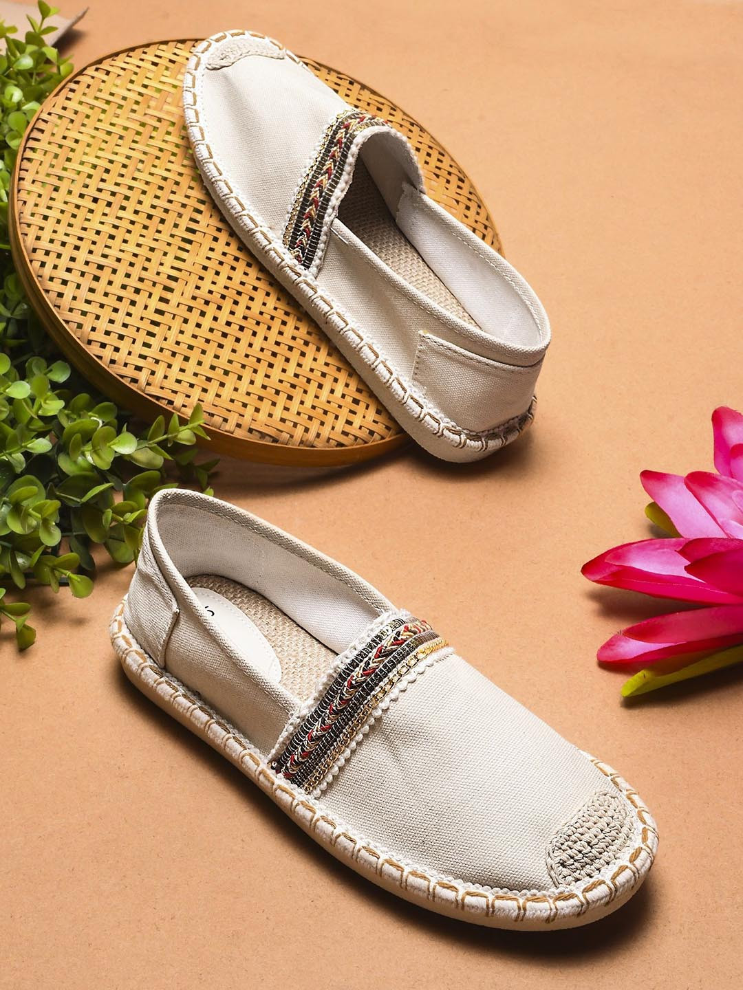 

THE WHITE POLE Women Slip-On Loafers, Beige