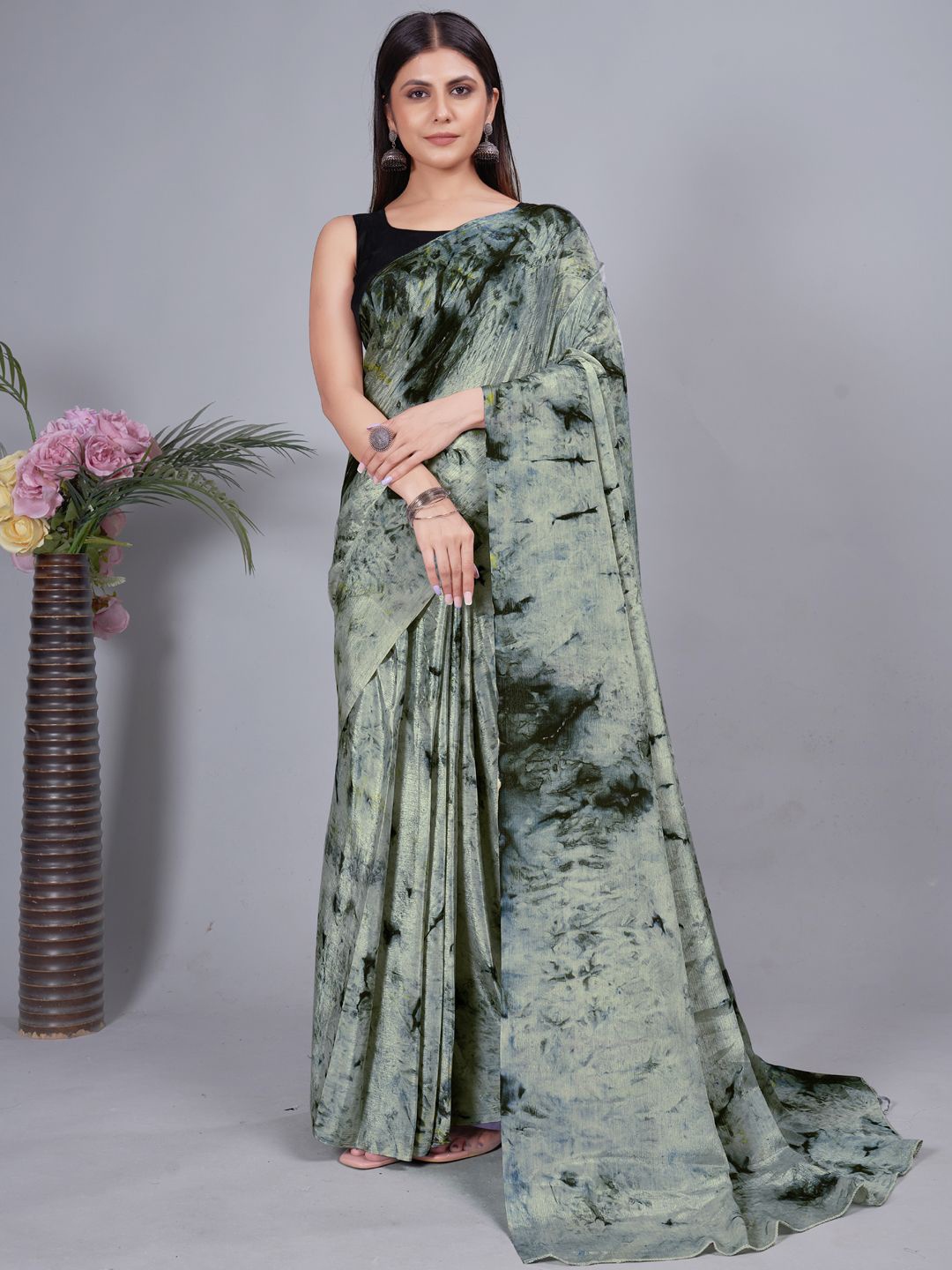 

Mitera Silk Blend Ready to Wear Saree, Green