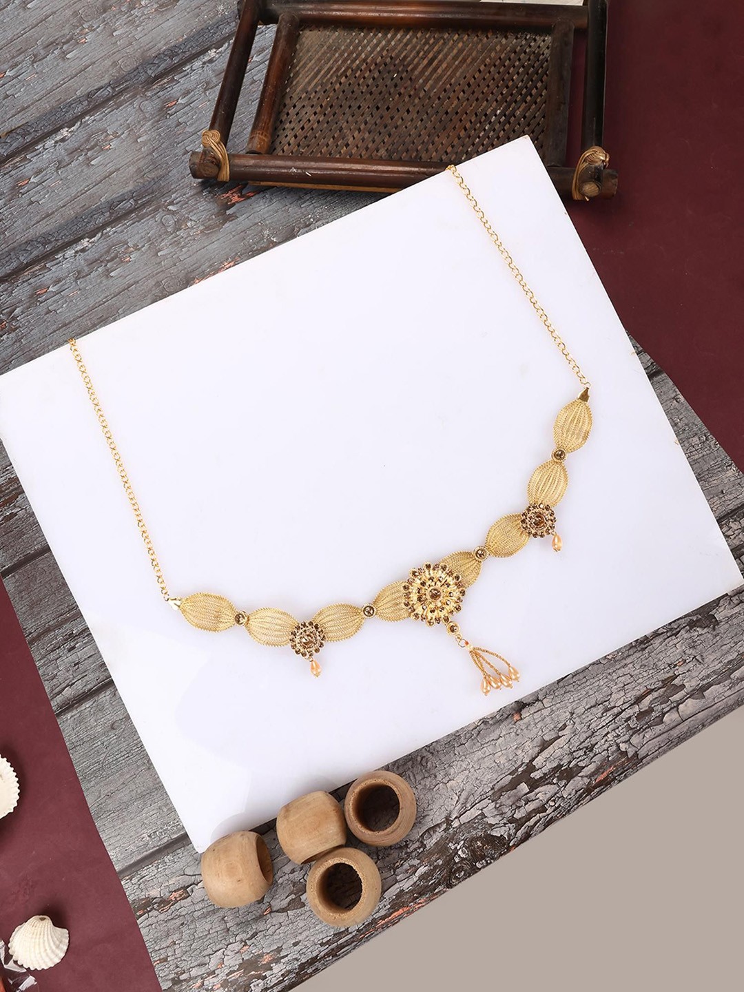 

ANIKAS CREATION Gold Plated Kundan Studded Waist Chain