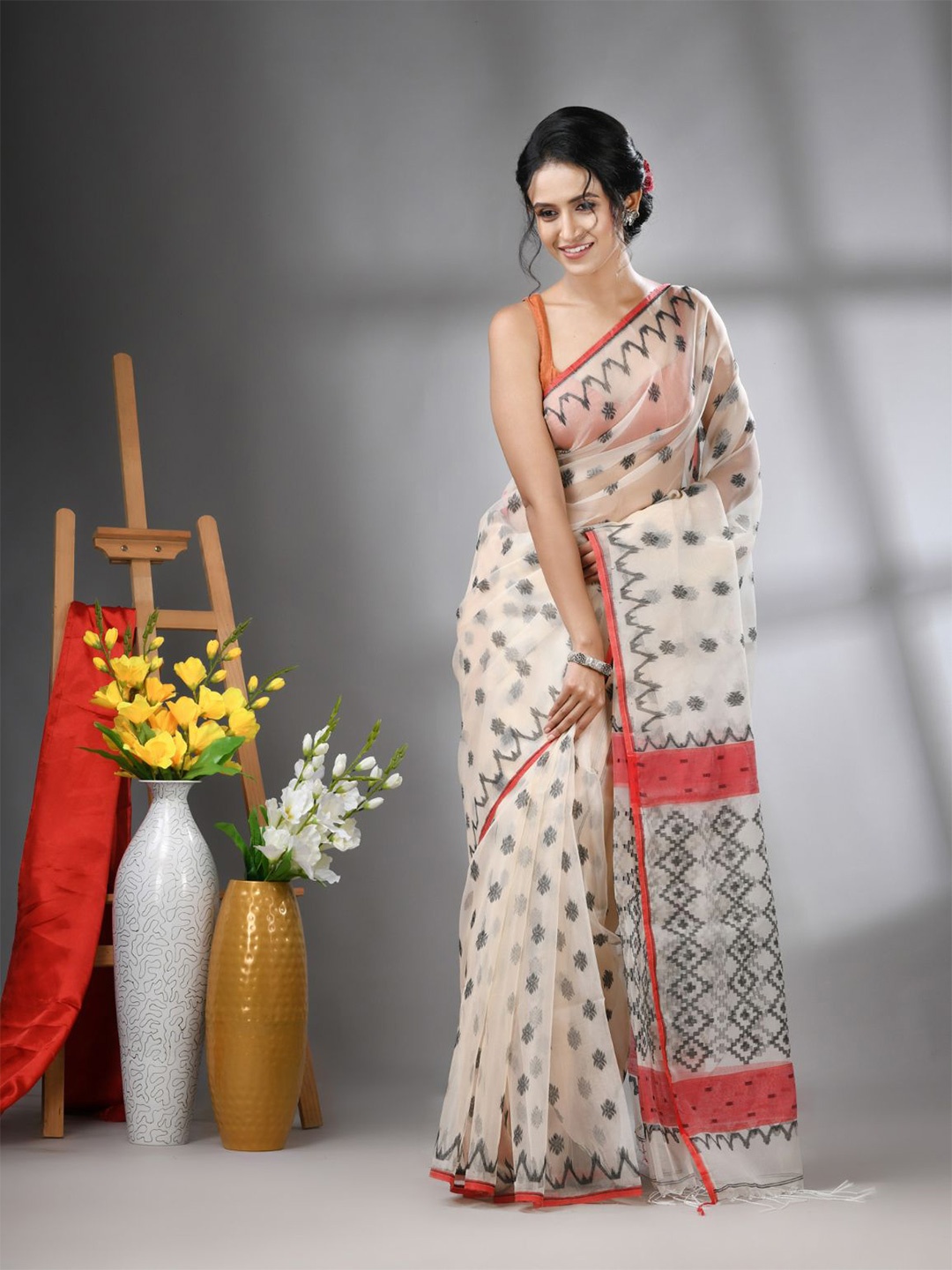 

Charukriti Ethnic Motifs Pure Silk Saree, Cream