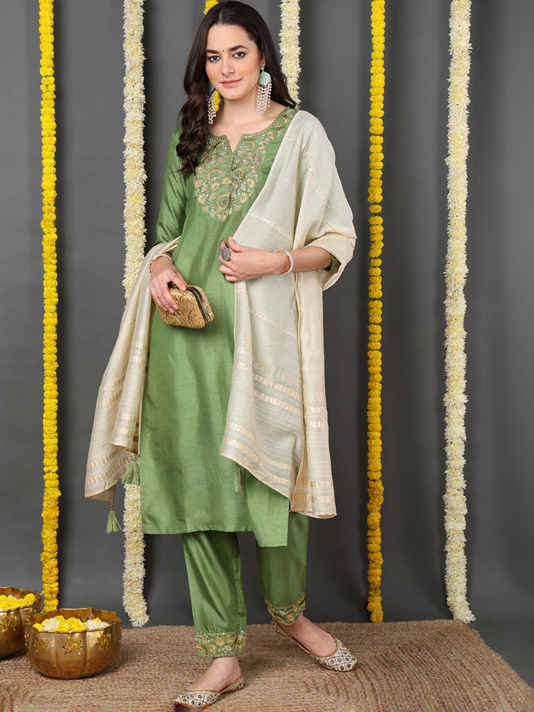 

AHIKA Floral Embroidered Regular Thread Work Straight Kurta with Trousers & Dupatta, Green