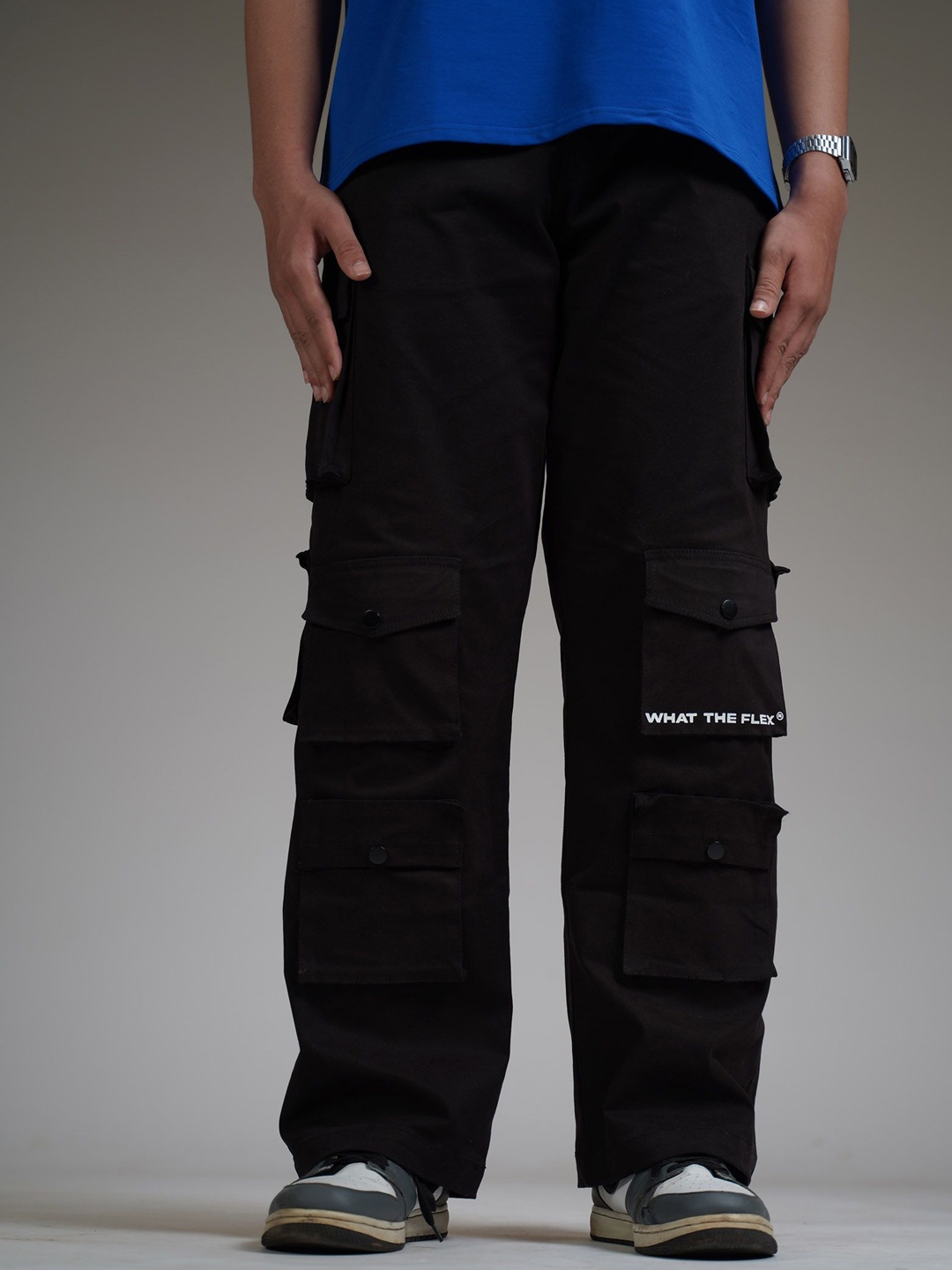 

WHAT THE FLEX Unisex Cotton Mid-Rise Regular Fit Cargos, Black