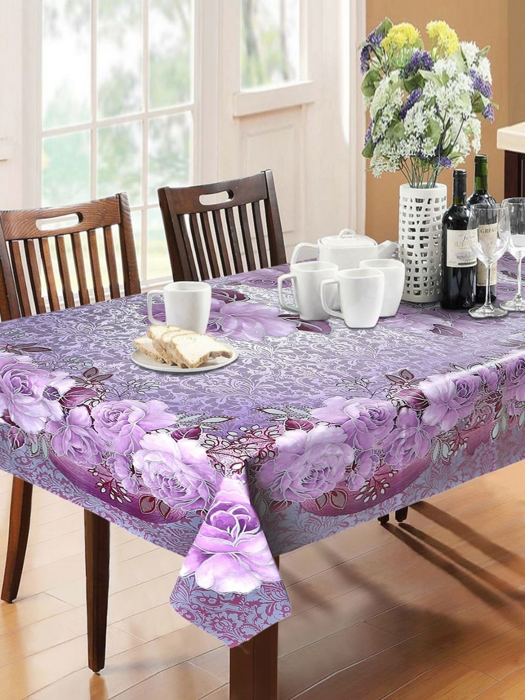 

LooMantha Purple Floral Waterproof 6-Seater Table Cover