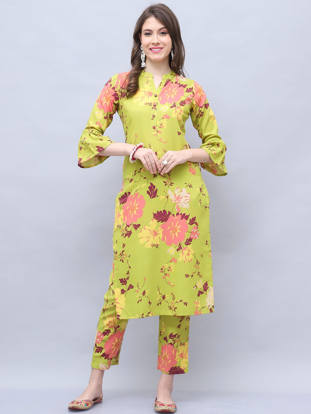 

Roly Poly Floral Printed Mandarin Collar Straight Kurta with Trousers & Dupatta, Green