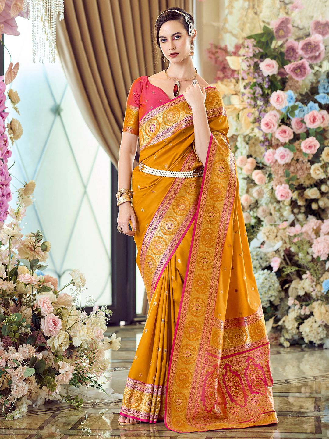 

Satrani Woven Design Zari Pure Silk Banarasi Saree, Yellow
