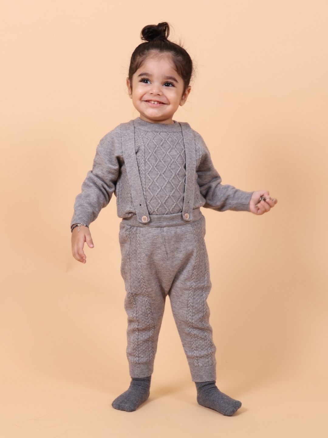 

MAMA AND PEACHES Unisex Kids Night suit, Grey