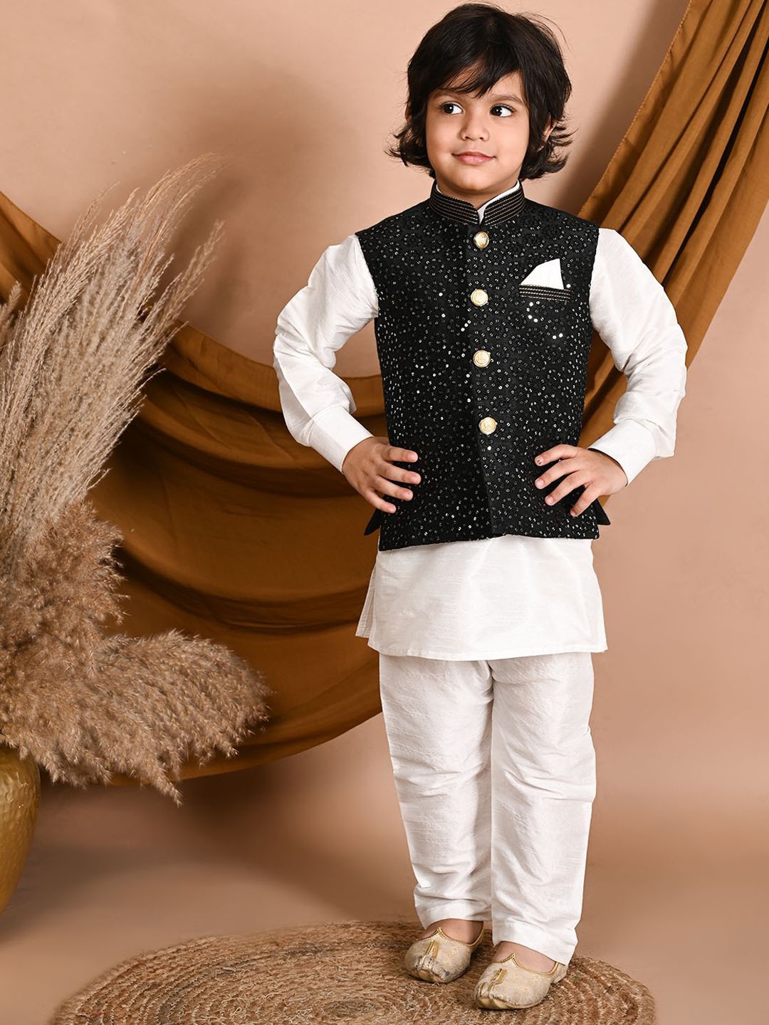 

Pehanaava Boys Mandarin Collar Kurta with Pyjamas & Waistcoat, White