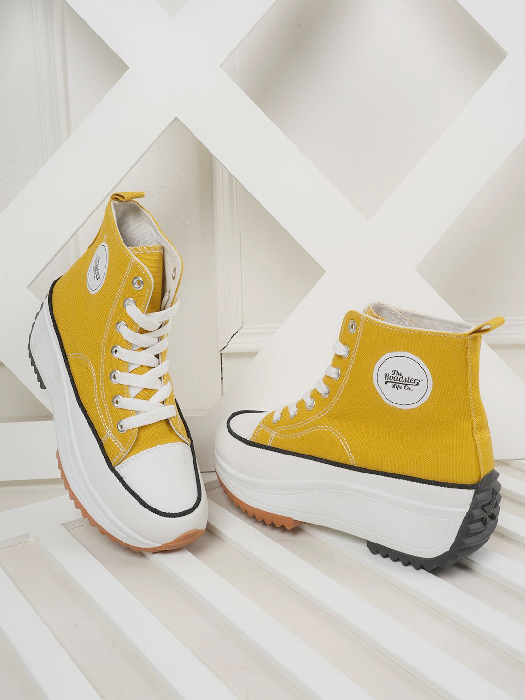 

The Roadster Lifestyle Co Women Colourblocked Round Toe Sneakers, Mustard