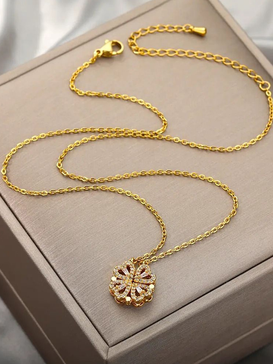 

MEENAZ Gold-Plated Necklace