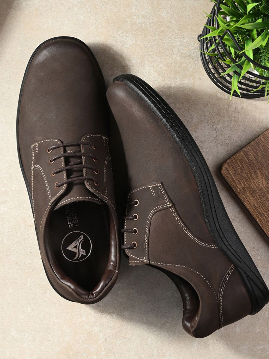 

Auserio Men Leather Derbys Casual Shoes, Brown