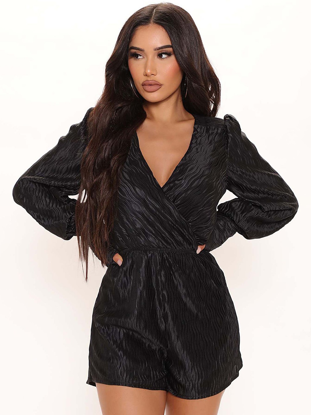 

LULU & SKY V- Neck Long Sleeves Solid Playsuit, Black
