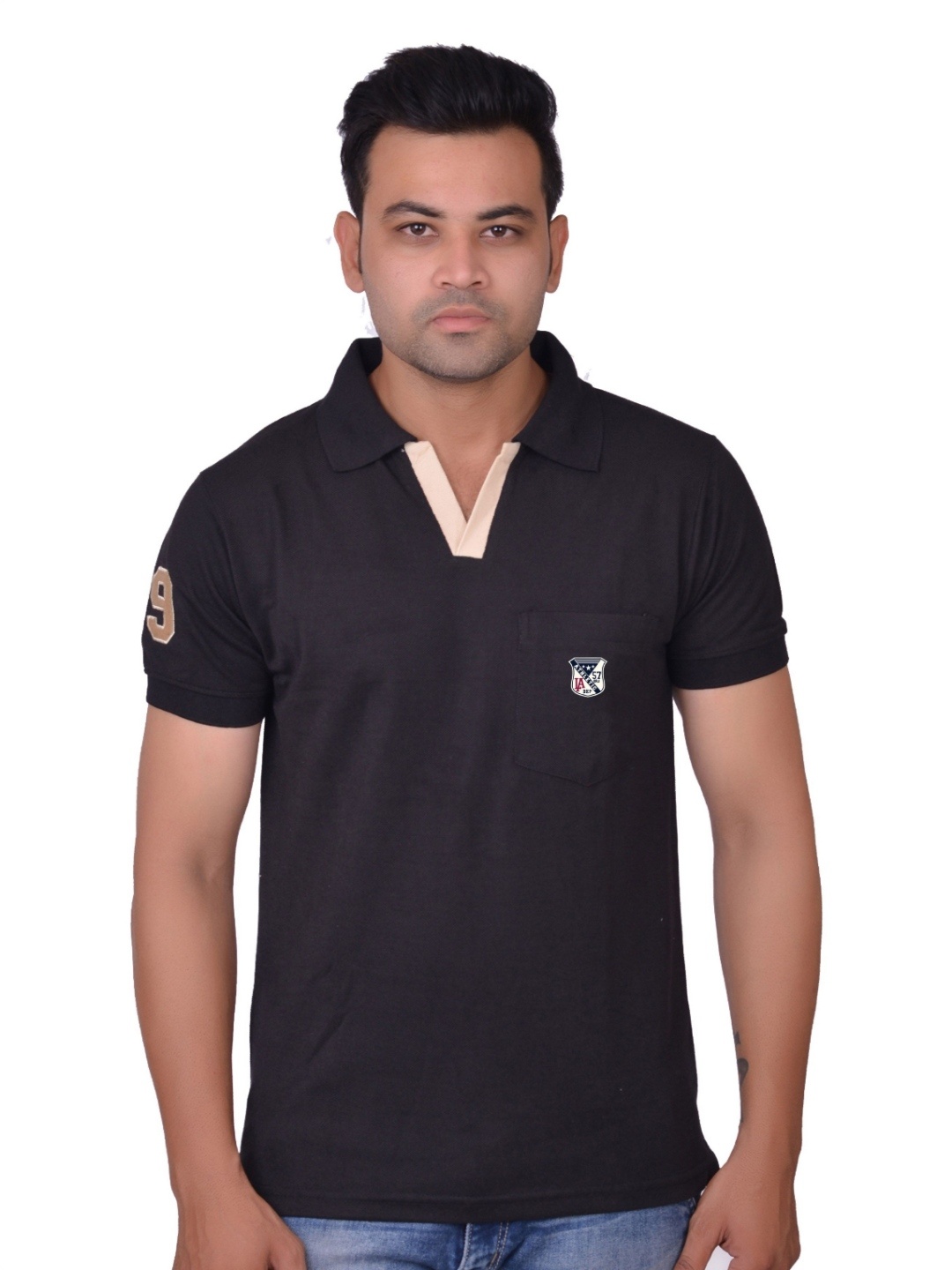 

LA MILANO Men Polo Collar Slim Fit T-shirt, Black