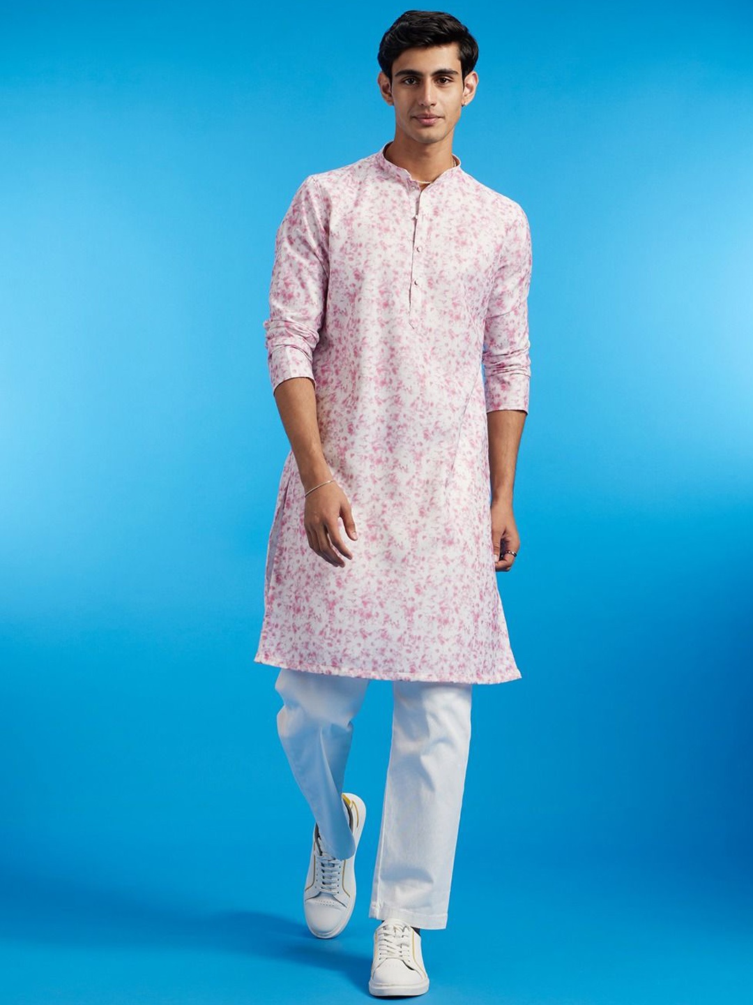 

Diwas by Manyavar Abstract Printed Mandarin Collar Straight Kurta, Pink