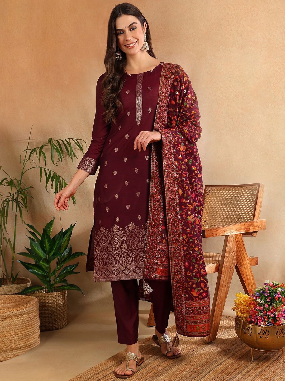 

AHIKA Ethnic Motifs Woven Design Regular Straight Kurta with Trousers & Dupatta, Burgundy