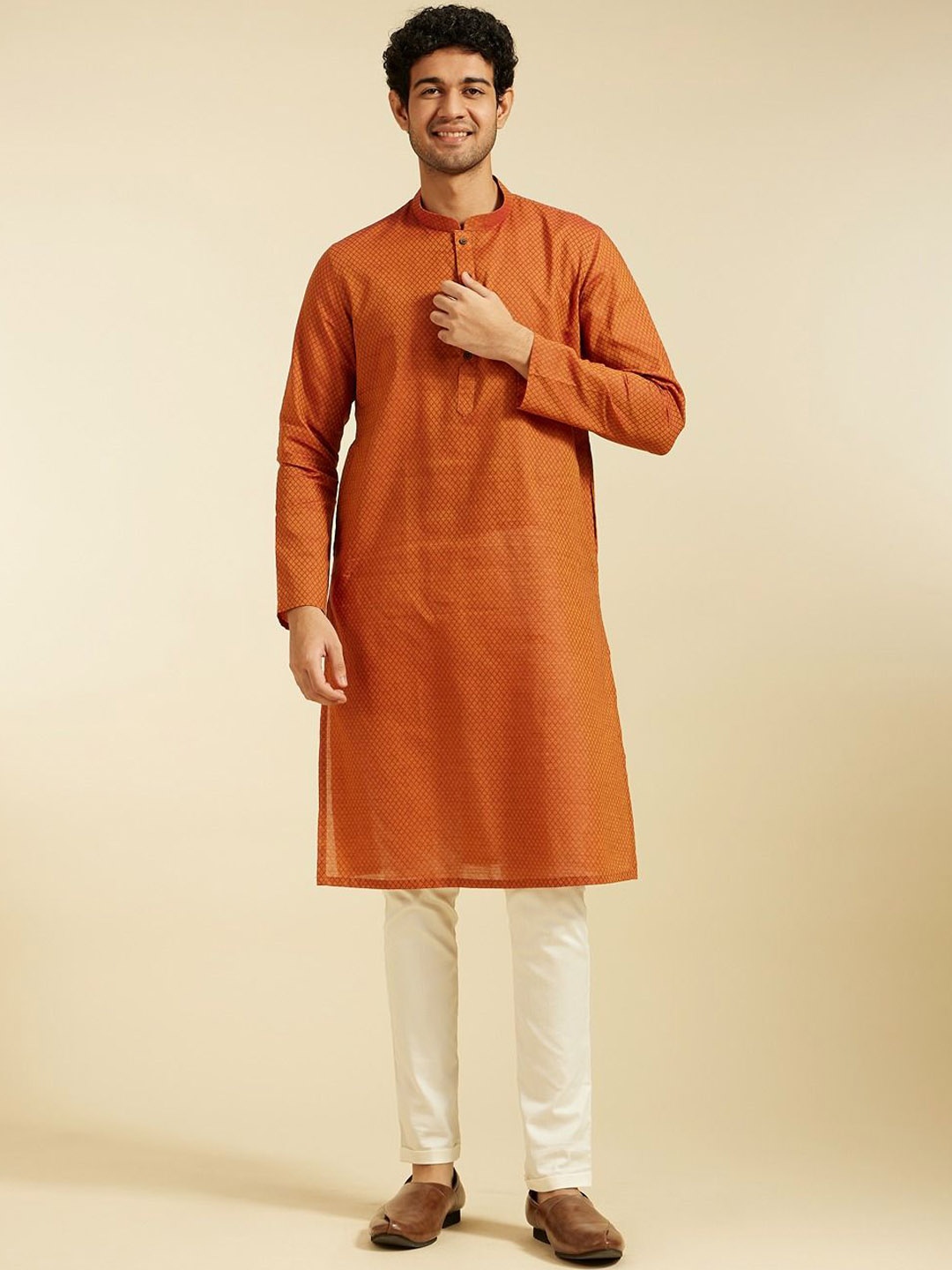 

Diwas by Manyavar Woven Design Mandarin Collar Cotton Straight Kurta, Rust