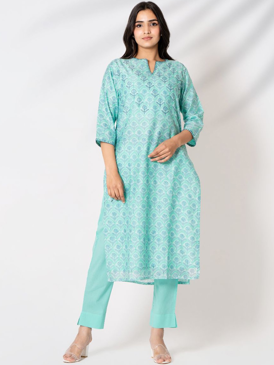 

Kameez by Pooja Kejriwal Floral Printed Thread Work Chanderi Silk Kurta With Trouser, Blue