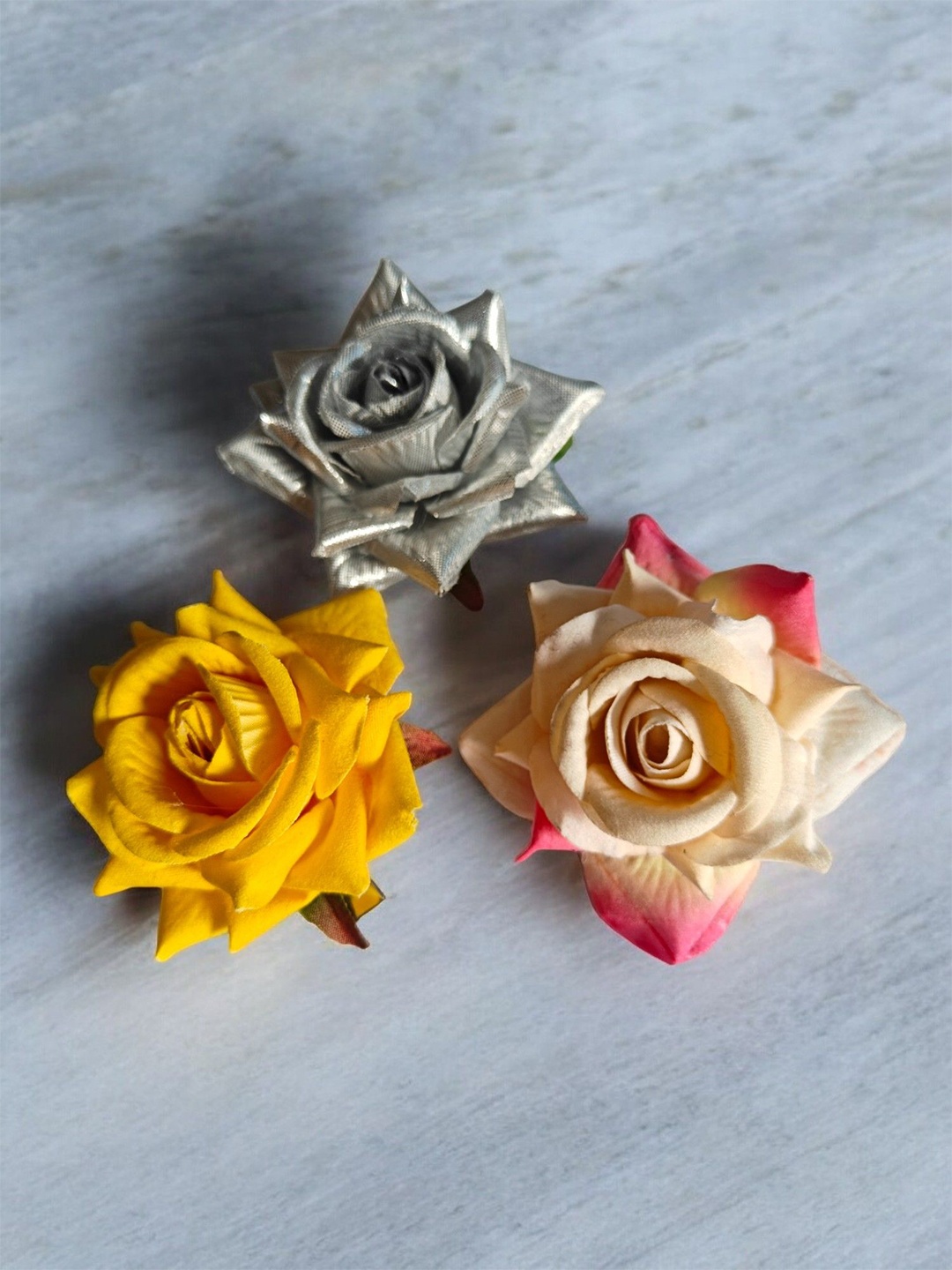 

CHRONEX Women Set of 3 Bobby Pins, Yellow