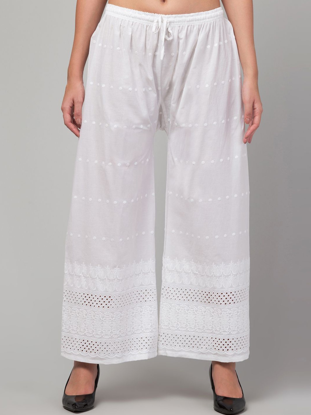 

FAMBEE Women Floral Embroidered Knitted Palazzos, White