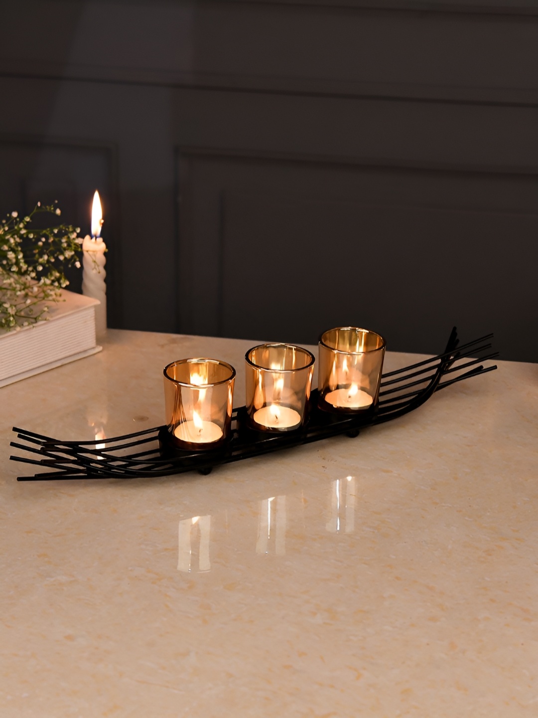 

TAYHAA Black & Transparent Metal Glass Candle Holder