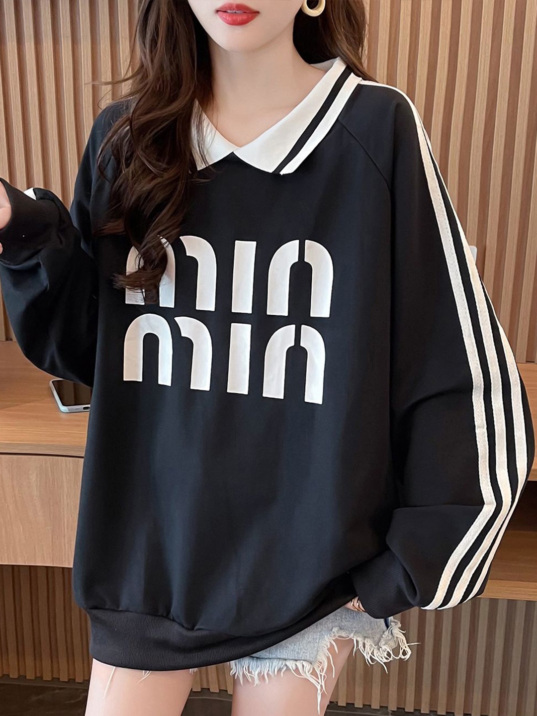 

JC Mode Women Printed Sweatshirt, Black