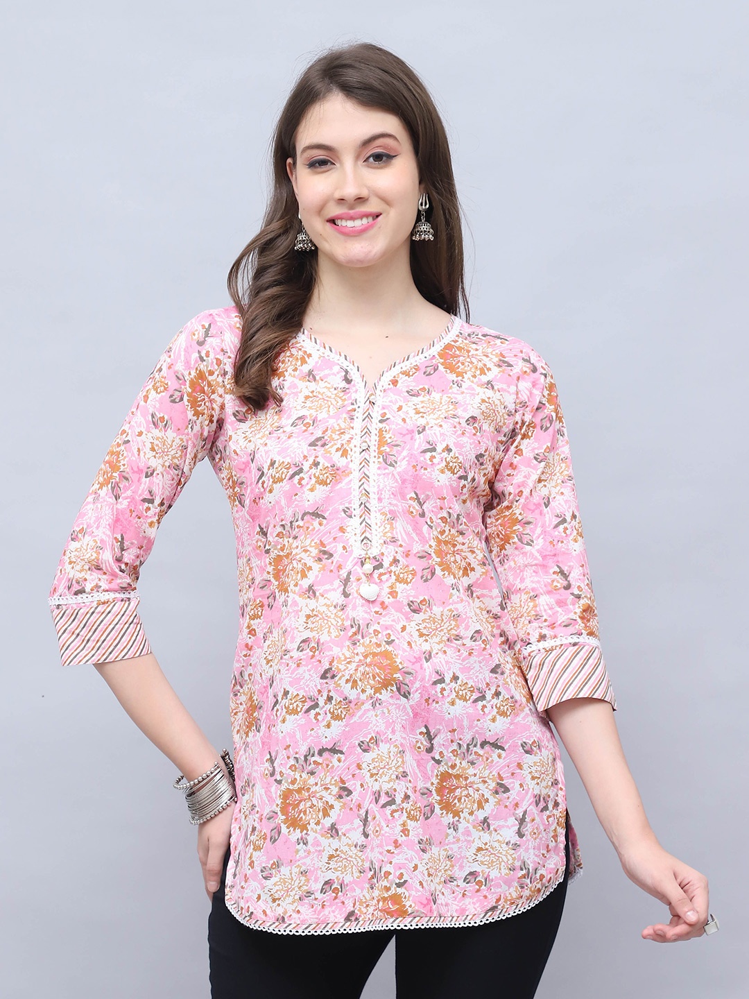 

Rajnandini Sweetheart Neck Printed Ethnic Tunic, Pink