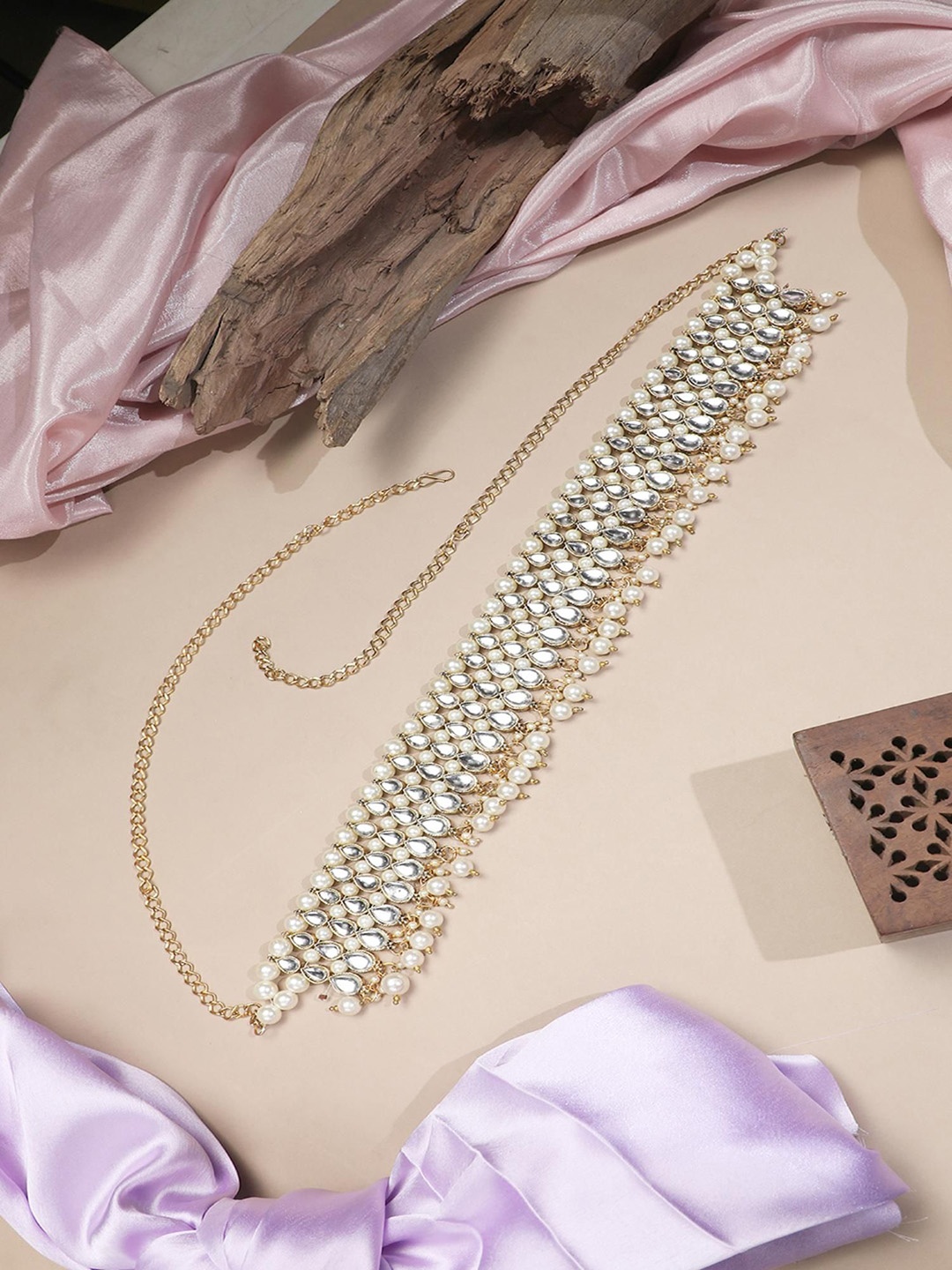 

ANIKAS CREATION Kundan Studded Waist Chain Saree Accessories, White