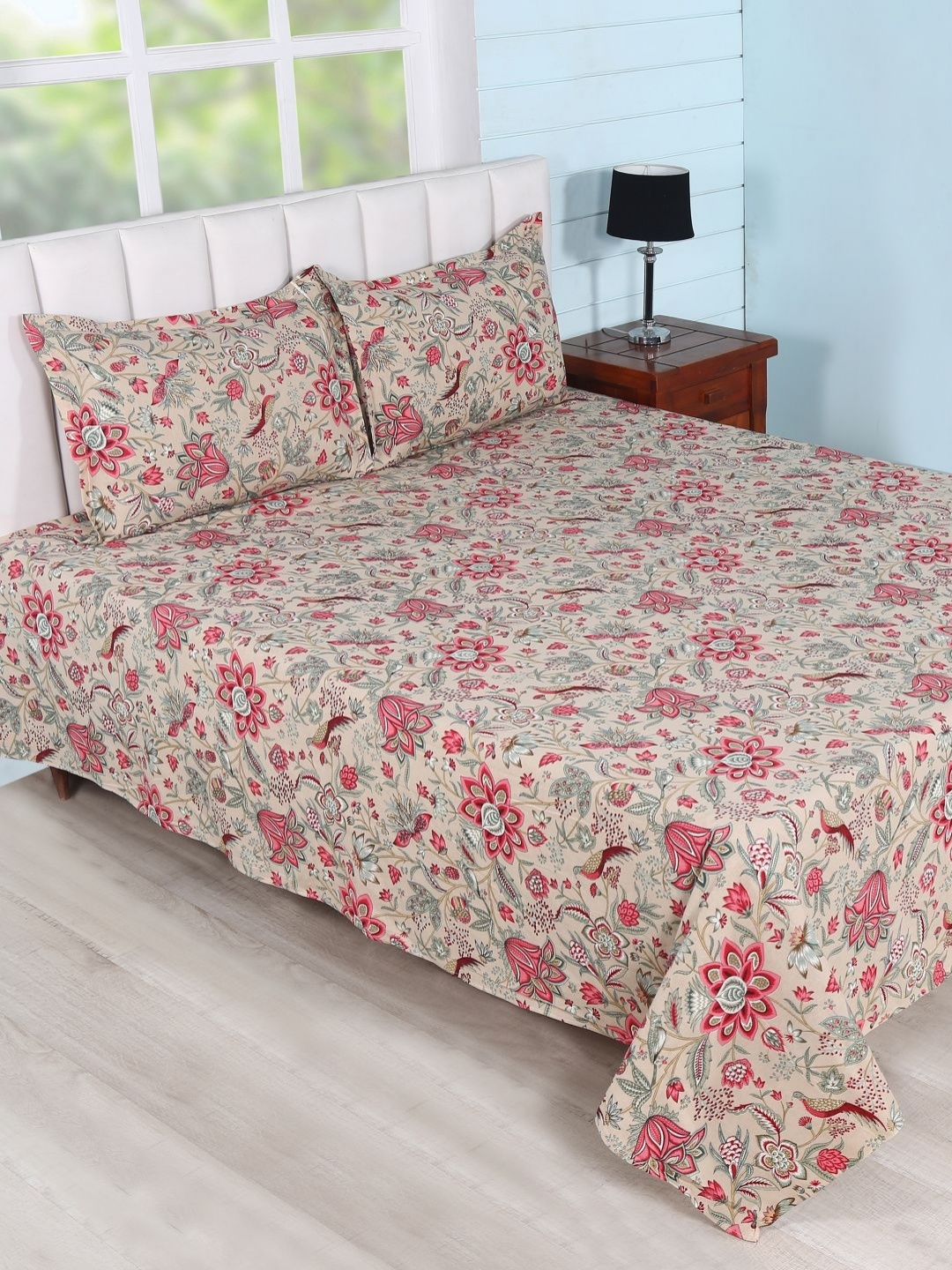 

Soumya Beige & Green Floral 260 TC Pure Cotton Queen Bedsheet With 2 Pillow Covers
