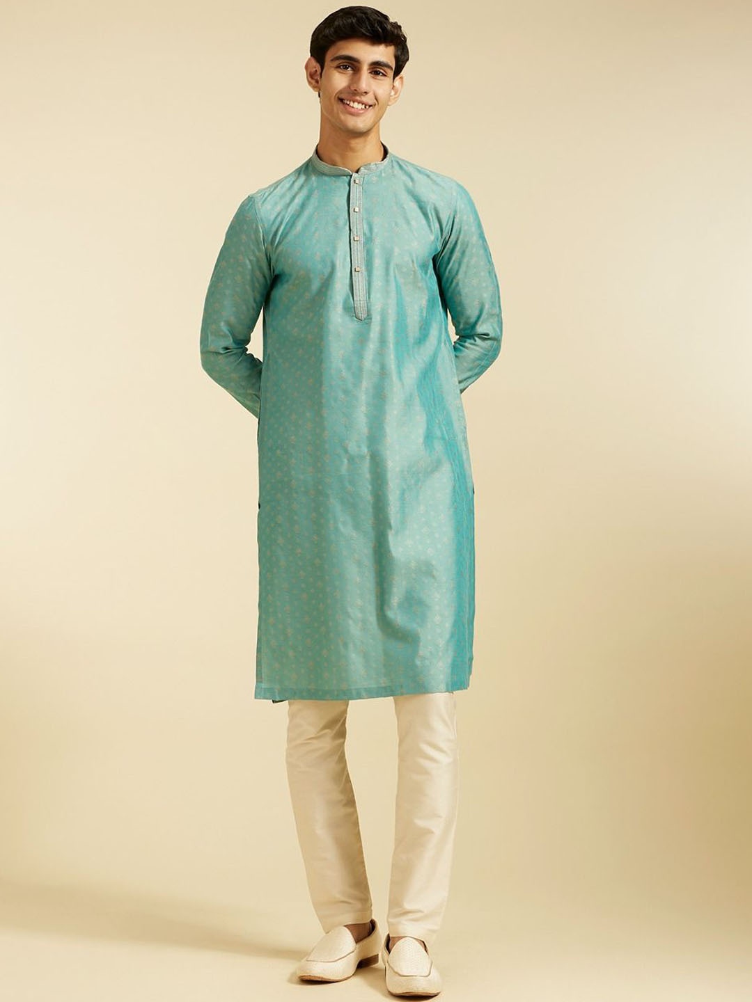 

Diwas by Manyavar Floral Woven Design Mandarin Collar Straight Kurta, Blue