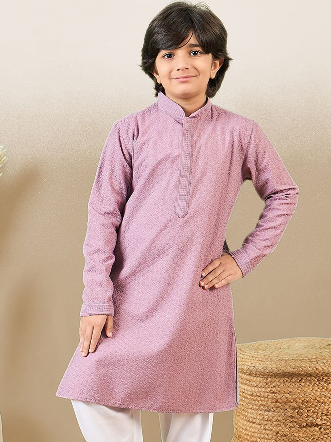 

Here&Now X Sanwara Boys Geometric Embroidered Chikankari Straight Kurta, Purple