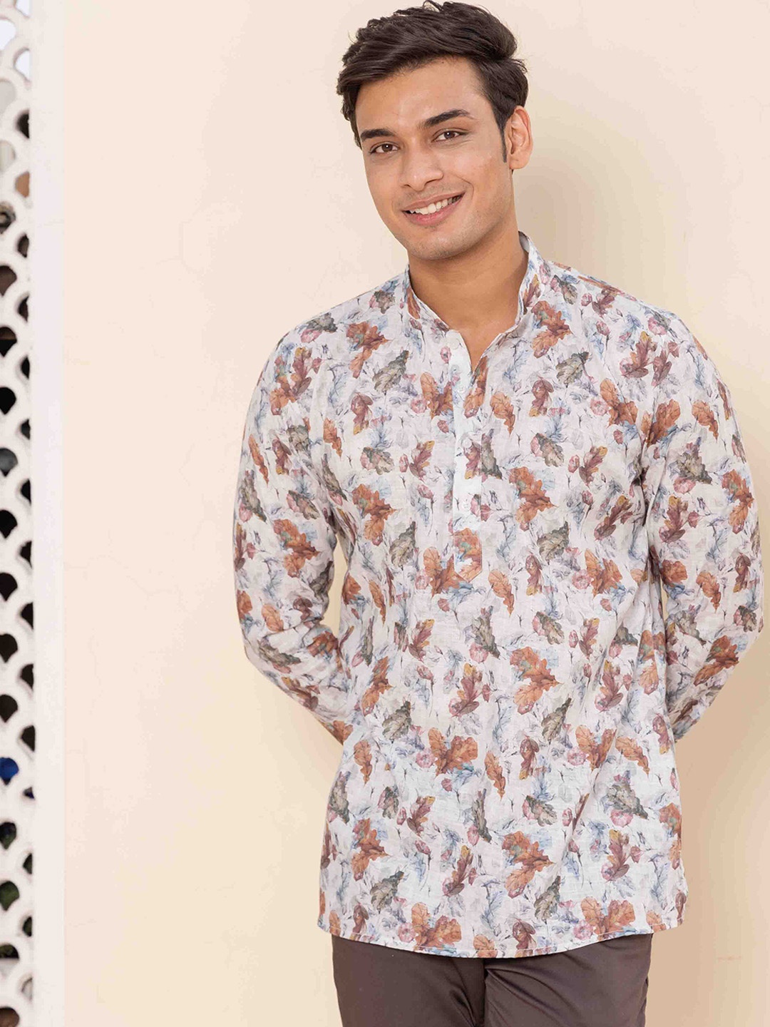 

Ethnic India Floral Printed Mandarin Collar Straight Short Kurta, Cream