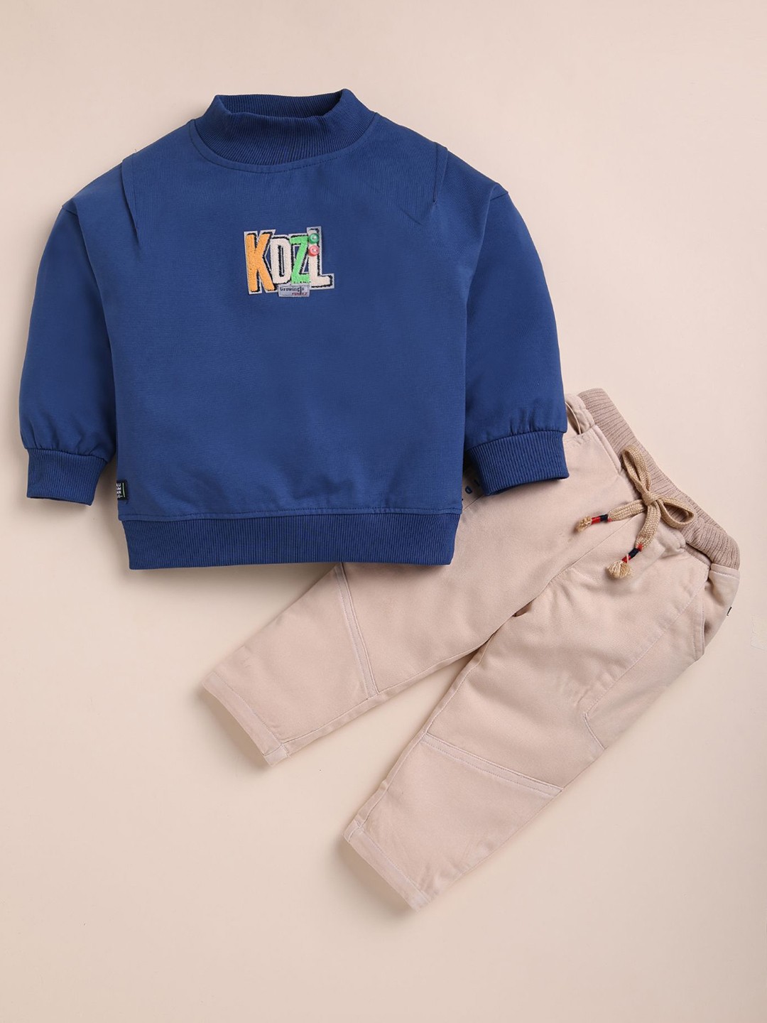 

BAESD Boys T-shirt with Pyjamas, Blue