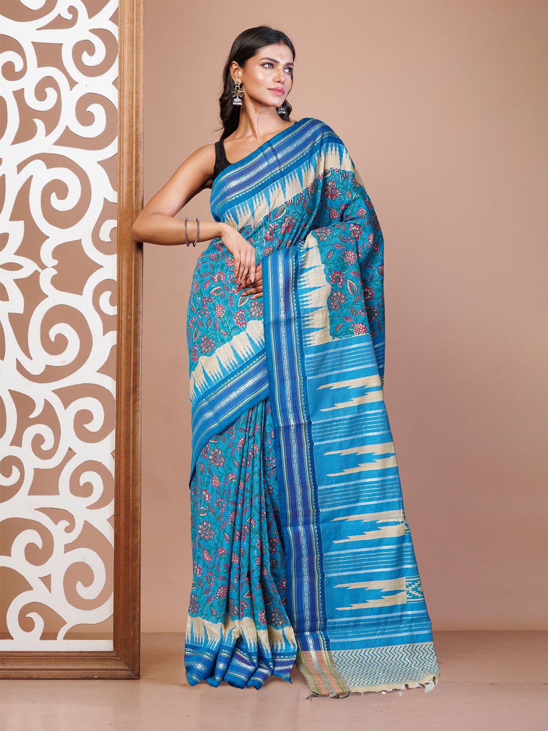 

Unnati Silks Floral Zari Pure Silk Handloom Tussar Saree, Blue