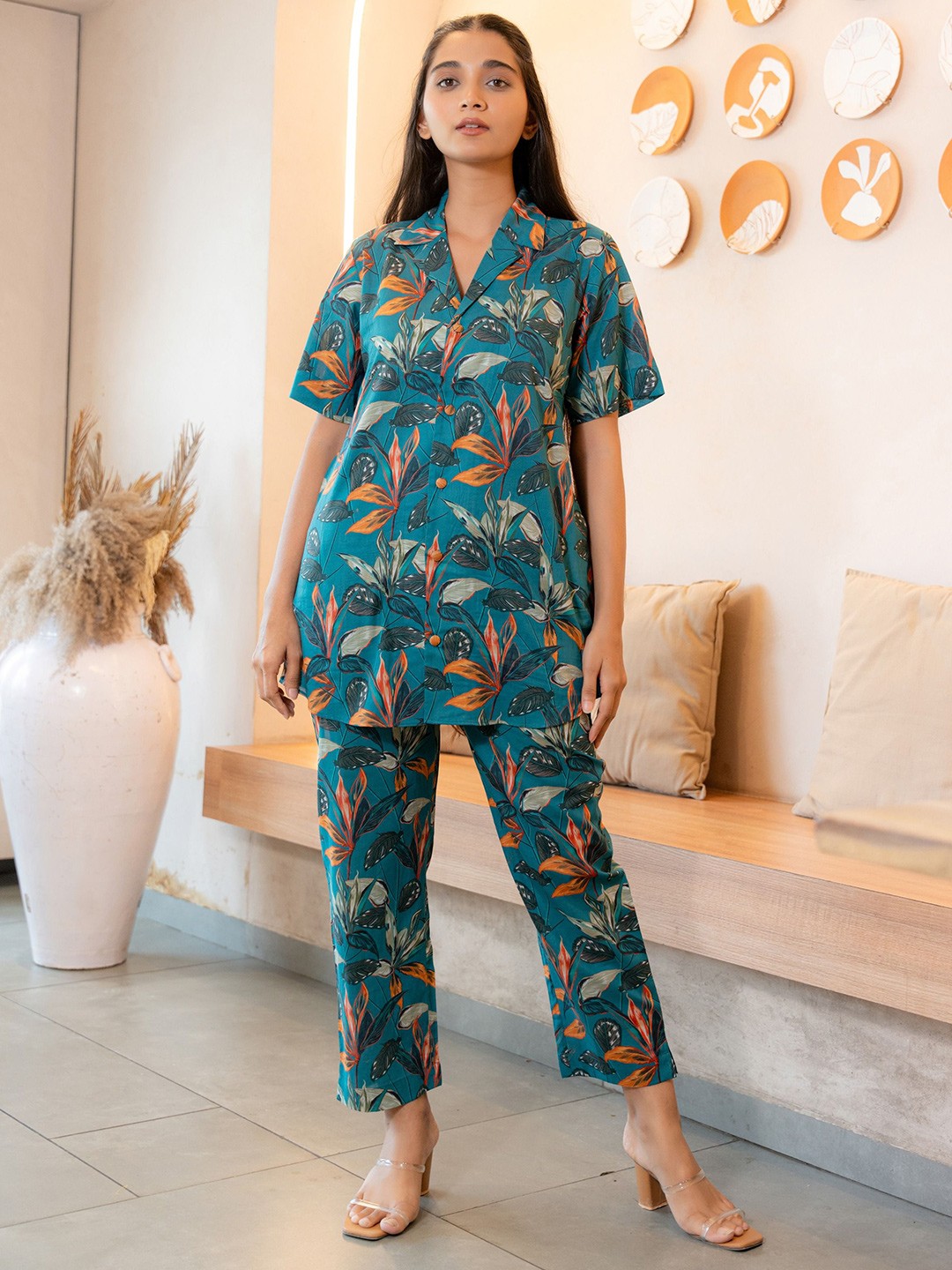 

GULABOSITABO Floral Printed Lapel Collar Short Sleeves Pure Cotton Shirt, Teal